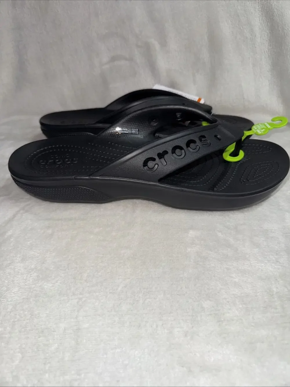 CROCS NEW Baya II Flip Mens 10 Womens 12 Black Comfort Flip Flops Sandals Beach